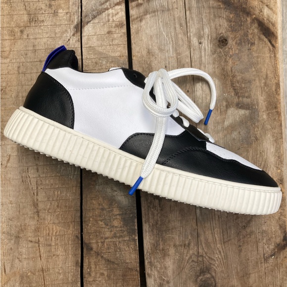 Embassy of Bricks + Logs - Lambeth Sneaker (vegan) - Picture 3 of 5